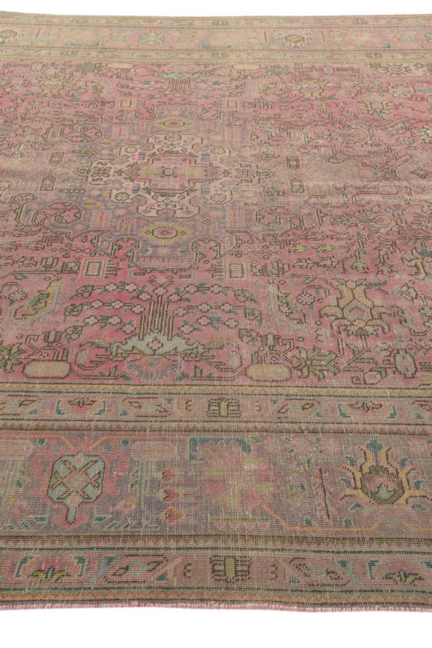 Detail image of 9' 5 x 12' 4 Hand Knotted Ultra Vintage Persian Wool Rug