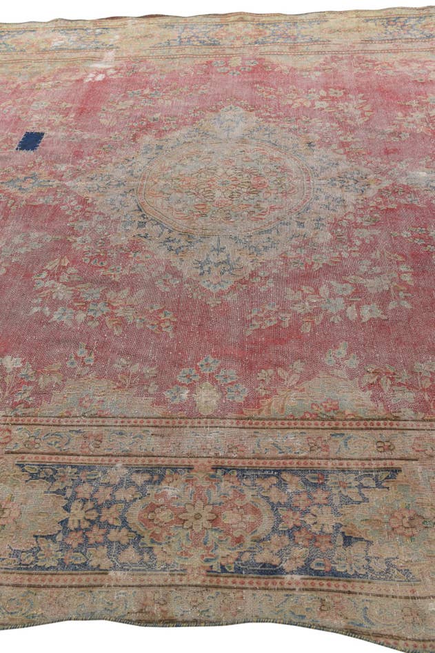 Detail image of 9' 4 x 13' Hand Knotted Ultra Vintage Persian Wool Rug