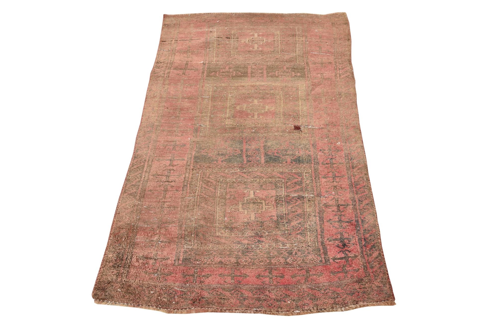 2' 8 x 5' 7 Hand Knotted Ultra Vintage Persian Wool Rug