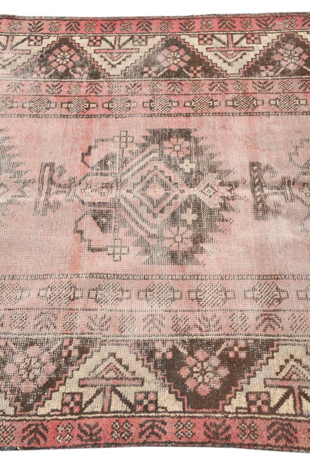 Detail image of 4' x 6' 8 Hand Knotted Ultra Vintage Persian Wool Rug