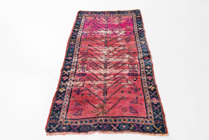 Detail image of 3' 4 x 6' 2 Hand Knotted Ultra Vintage Persian Wool Rug