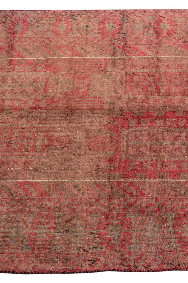 Detail image of 3' 8 x 6' 4 Hand Knotted Ultra Vintage Persian Wool Rug