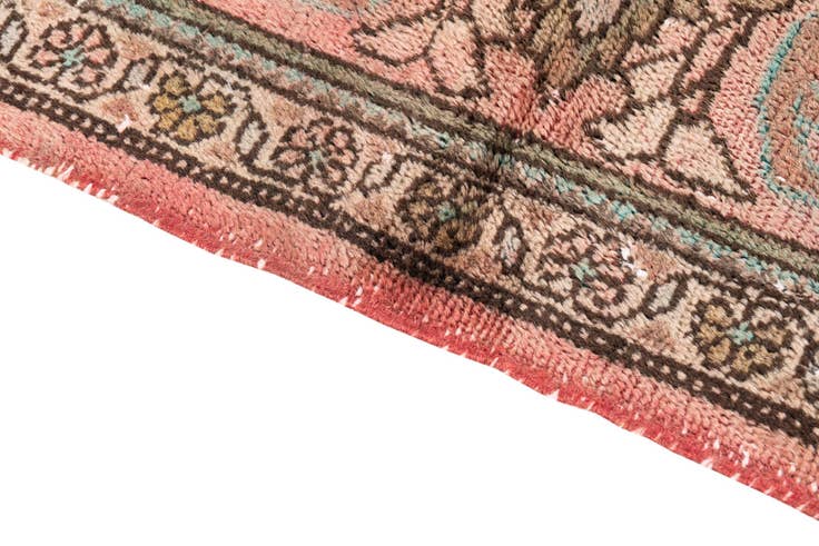 Detail image of 2' 5 x 4' 4 Hand Knotted Ultra Vintage Persian Wool Rug