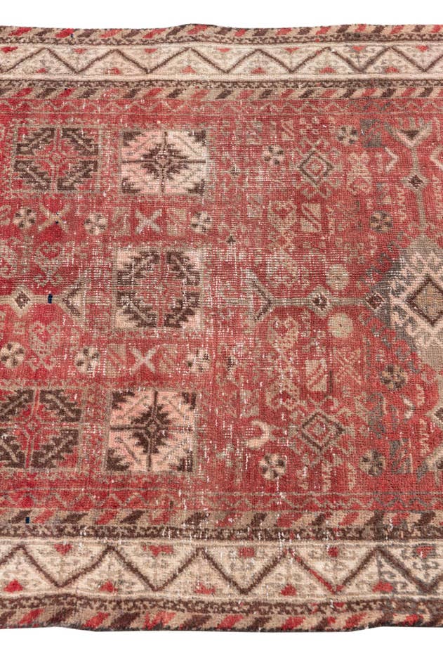 Detail image of 2' 9 x 4' 5 Hand Knotted Ultra Vintage Persian Wool Rug