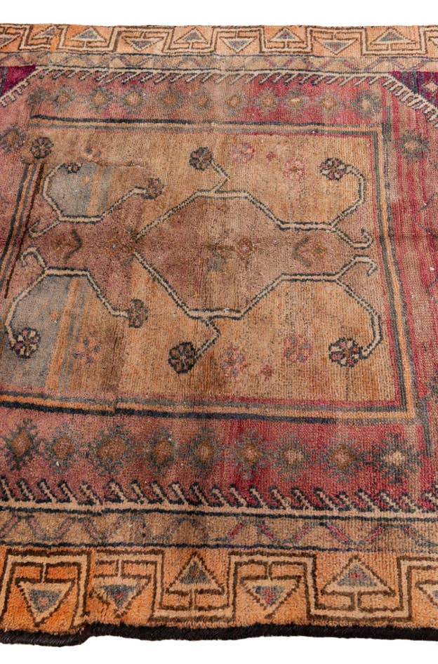 Detail image of 4' 9 x 5' 10 Hand Knotted Ultra Vintage Persian Wool Rug
