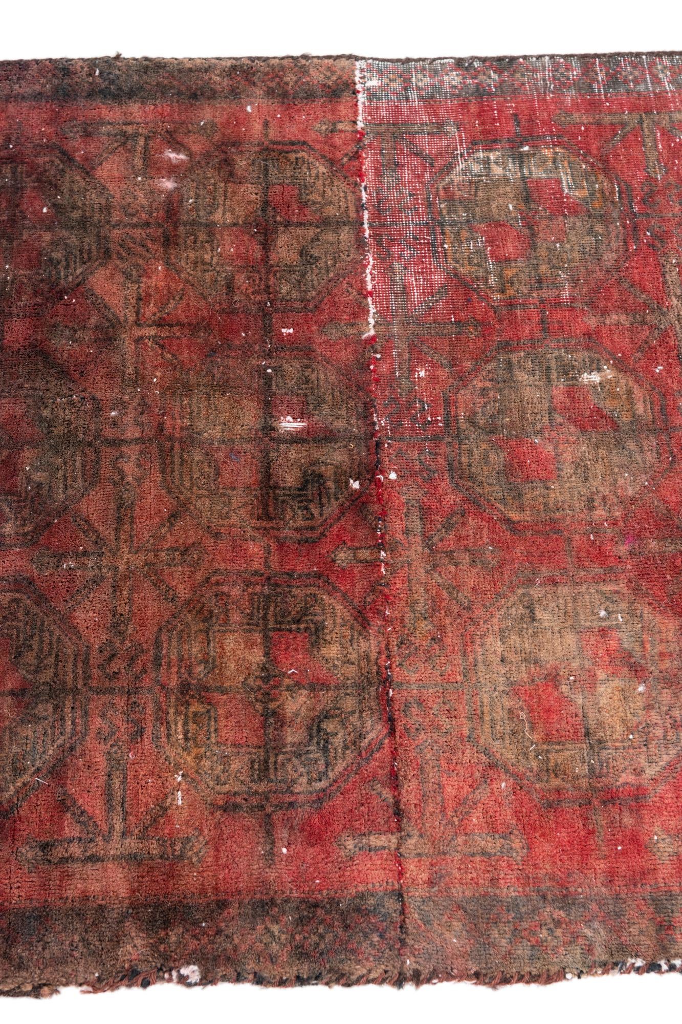 2' 8 x 4' 4 Hand Knotted Ultra Vintage Persian Wool Rug