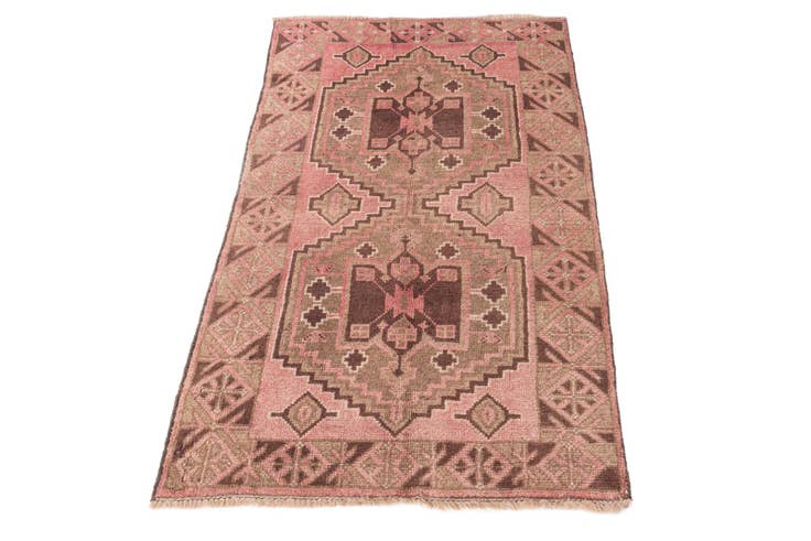 Detail image of 2' 9 x 4' 9 Hand Knotted Ultra Vintage Persian Wool Rug