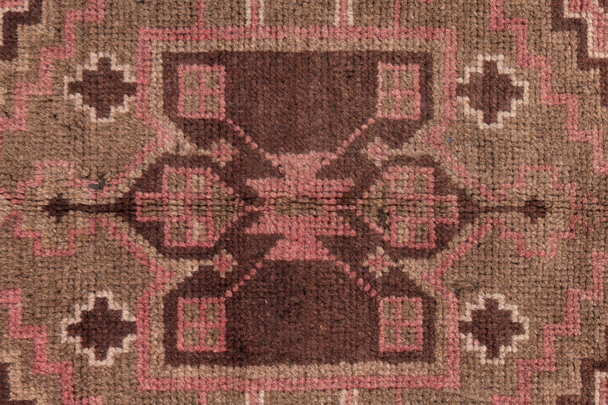 2' 9 x 4' 9 Hand Knotted Ultra Vintage Persian Wool Rug