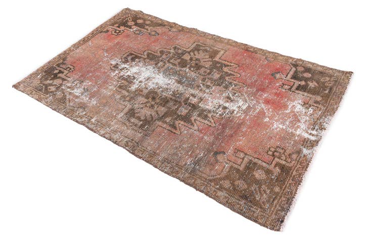 Detail image of 3' 3 x 5' 3 Hand Knotted Ultra Vintage Persian Wool Rug
