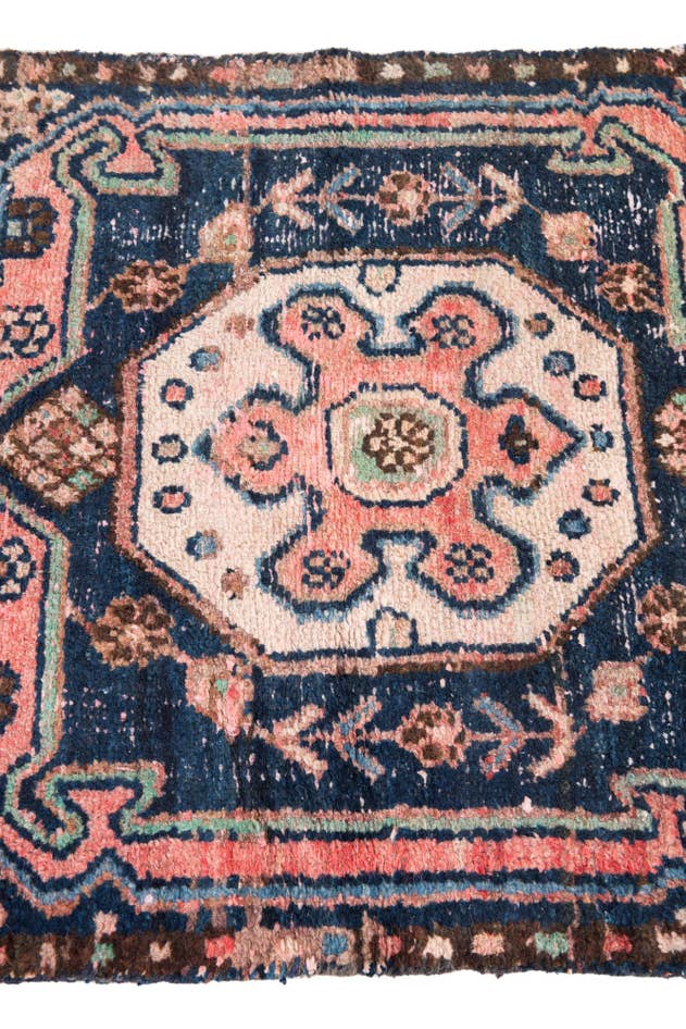 Detail image of 2' 7 x 5' 4 Hand Knotted Ultra Vintage Persian Wool Rug