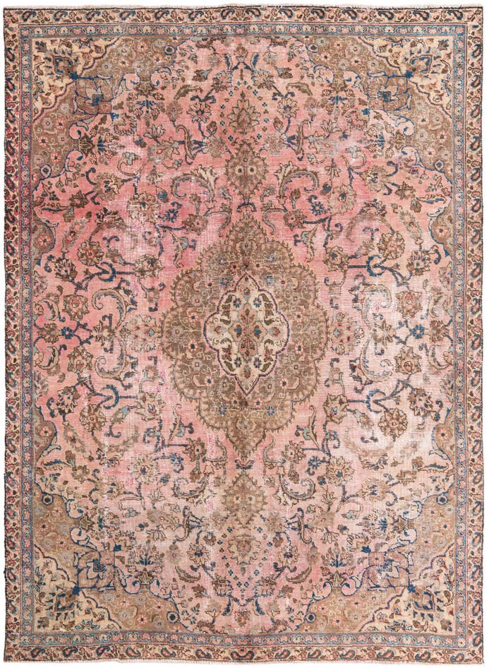 Detail image of 7' 4 x 10' Hand Knotted Ultra Vintage Persian Wool Rug