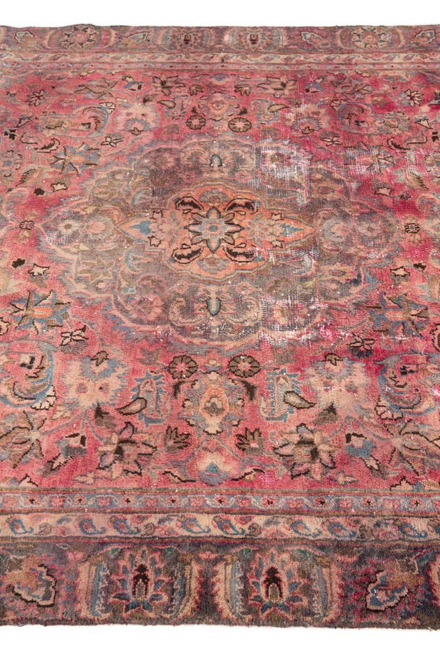Detail image of 5' 10 x 9' 1 Hand Knotted Ultra Vintage Persian Wool Rug