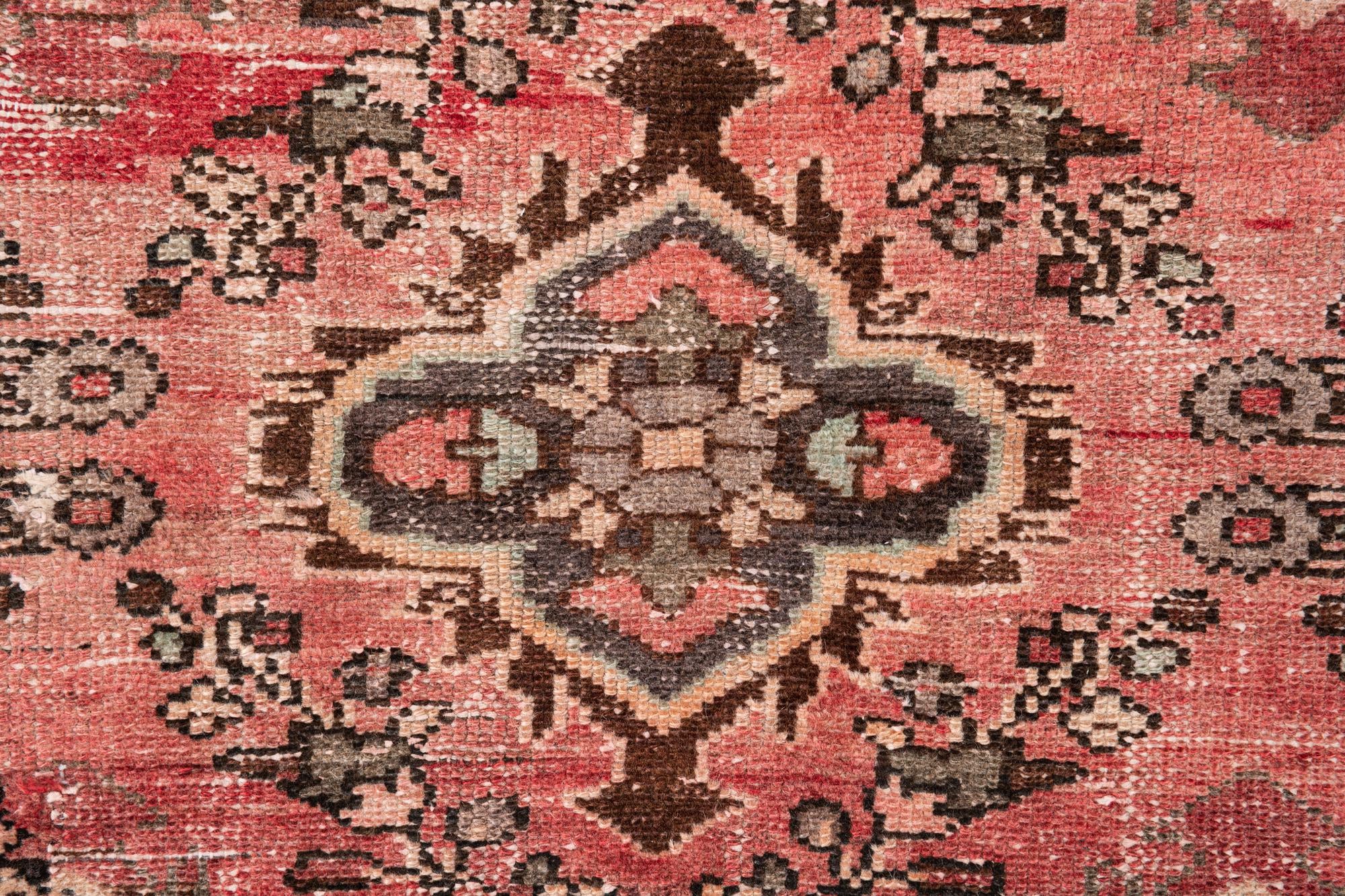 2' 9 x 5' 4 Hand Knotted Ultra Vintage Persian Wool Rug