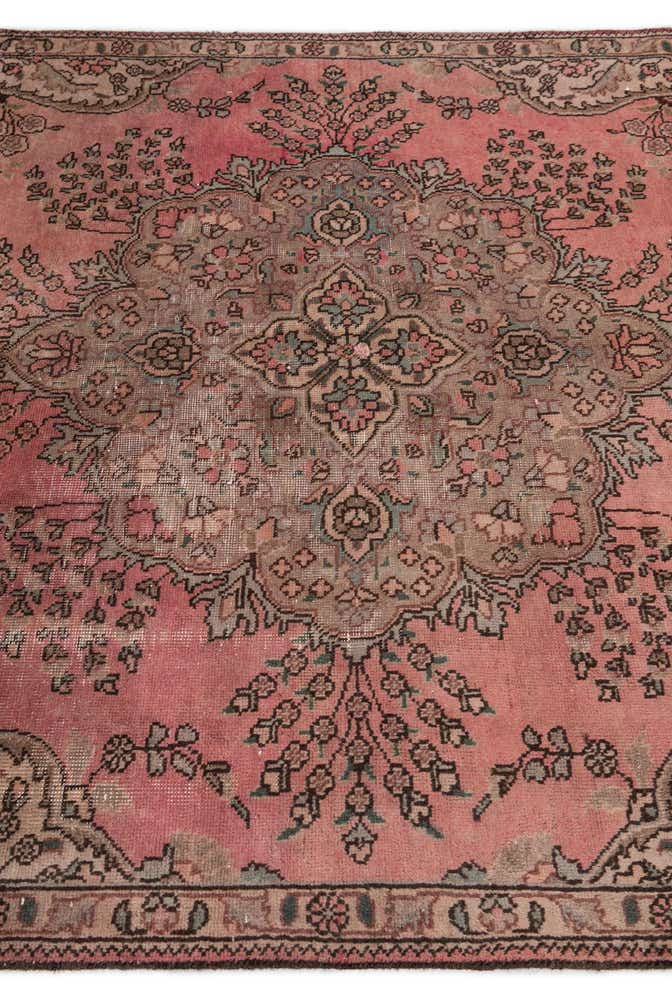 4' 10 x 7' 10 Hand Knotted Ultra Vintage Persian Wool Rug