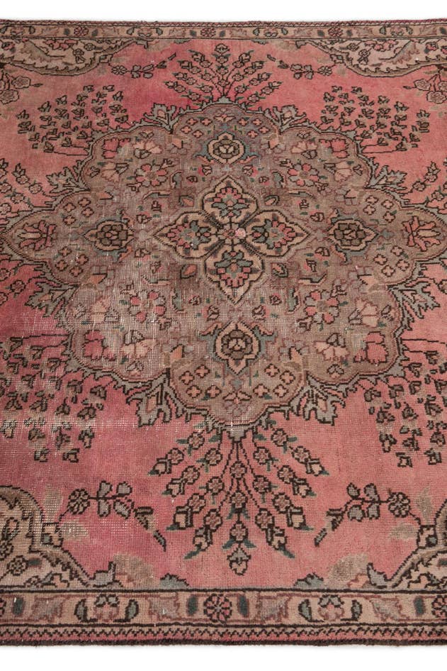 Detail image of 4' 10 x 7' 10 Hand Knotted Ultra Vintage Persian Wool Rug