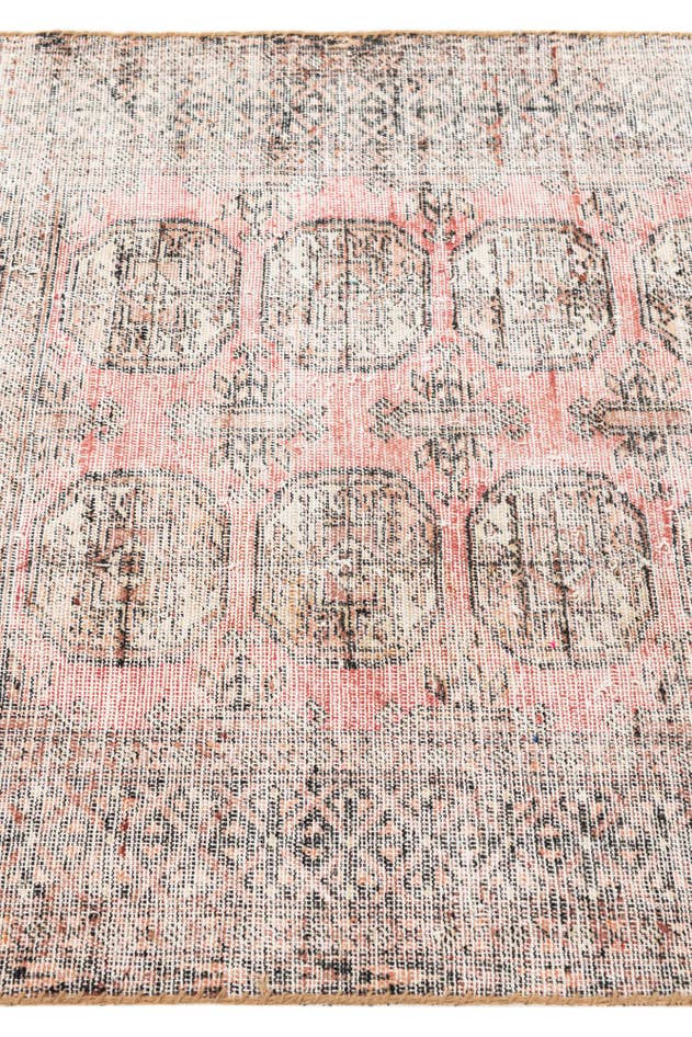Detail image of 3' x 4' 9 Hand Knotted Ultra Vintage Persian Wool Rug