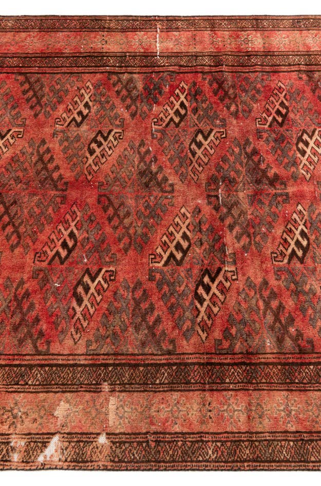 Detail image of 4' 1 x 6' Hand Knotted Ultra Vintage Wool Rug