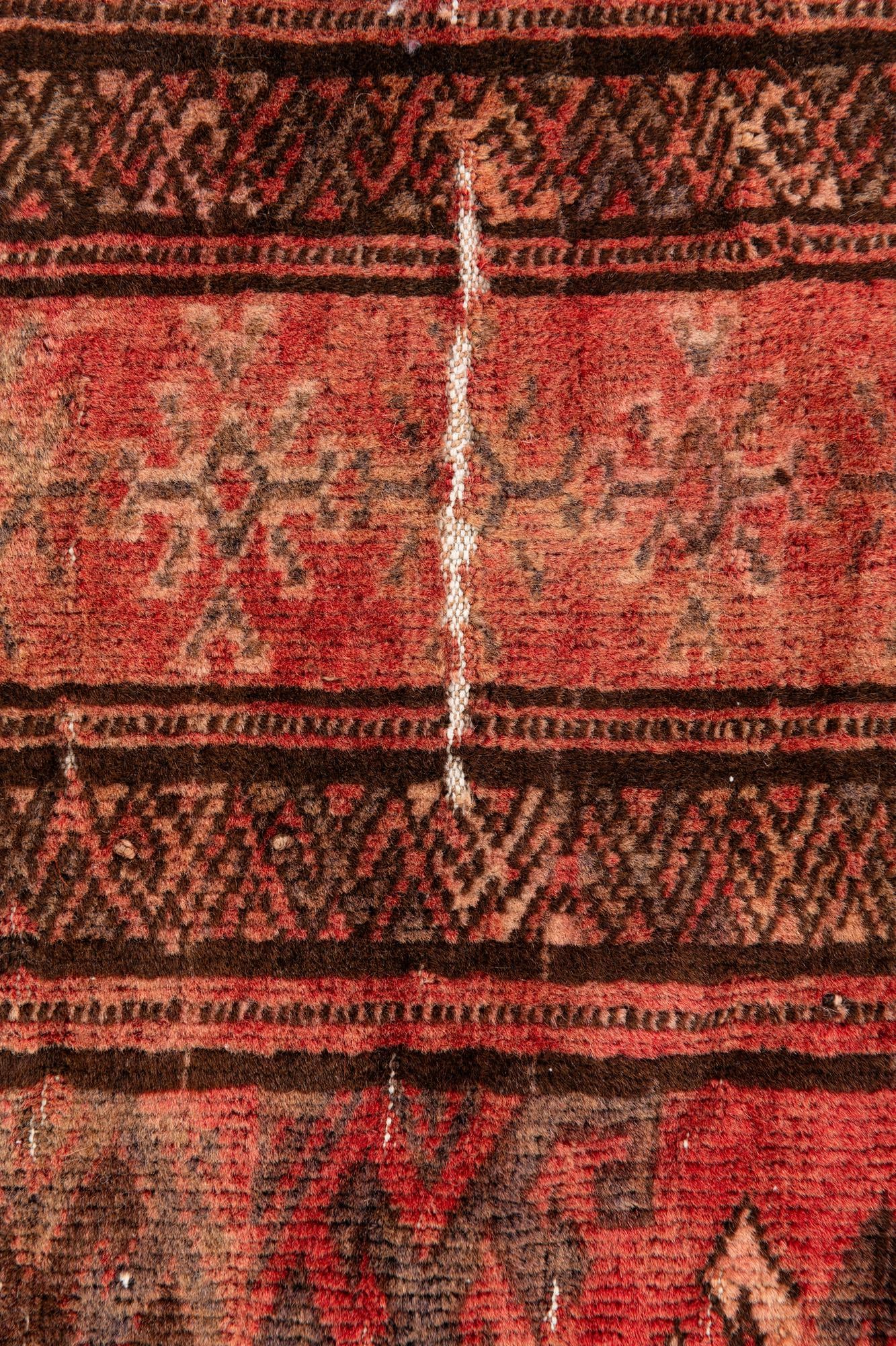 4' 1 x 6' Hand Knotted Ultra Vintage Wool Rug