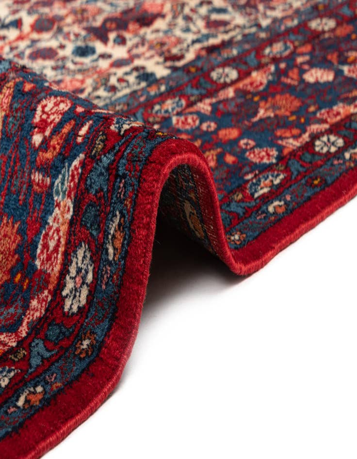 Detail image of 7' 4 x 11' 1 Veramin Wool Rug