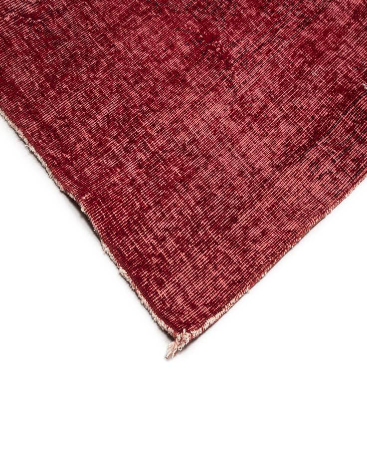 Detail image of 6' 8 x 9' 8 Vintage Royal Rug