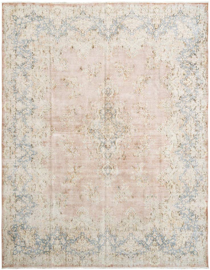 Detail image of 9' 9 x 13' 1 Vintage Royal Wool Rug