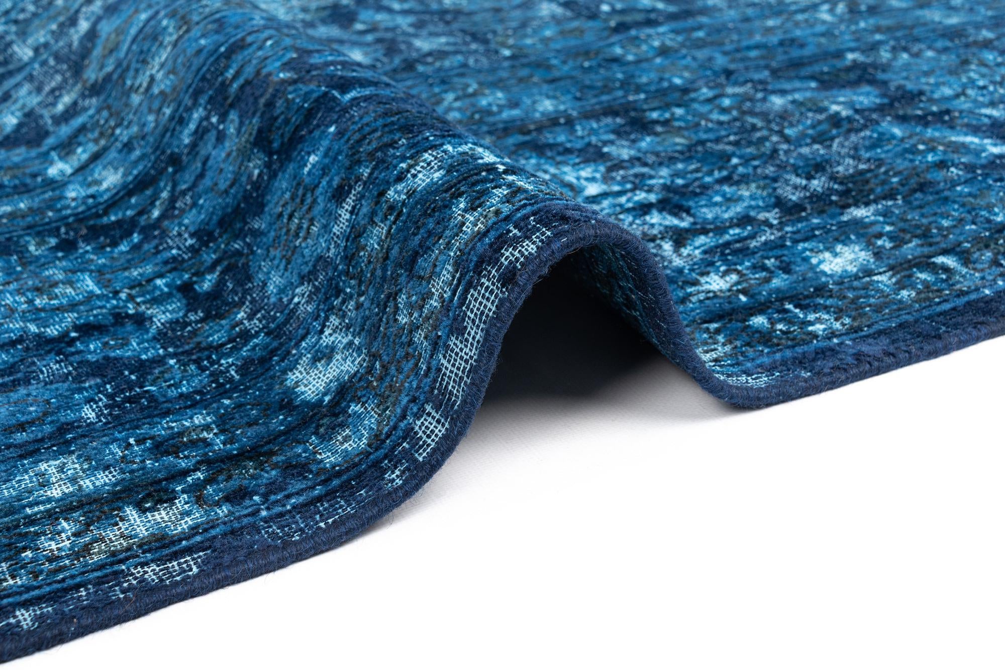 9' 8 x 13' 1 Vintage Royal Wool Rug