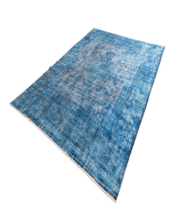 Detail image of 9' 7 x 12' 8 Vintage Royal Wool Rug