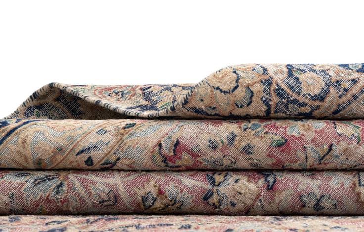 Detail image of 8' 4 x 11' 11 Vintage Royal Wool Rug