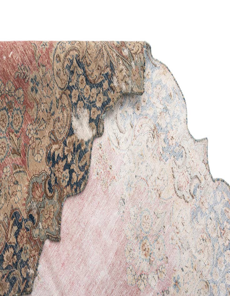 Detail image of 8' 6 x 11' 8 Vintage Royal Wool Rug