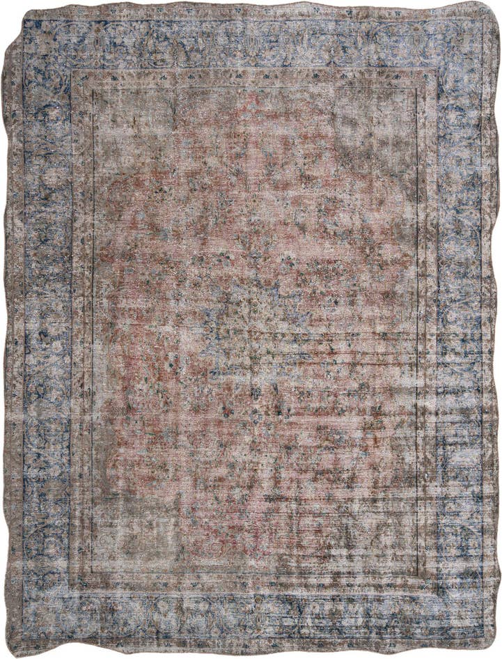 Detail image of 9' 6 x 12' 8 Vintage Royal Wool Rug