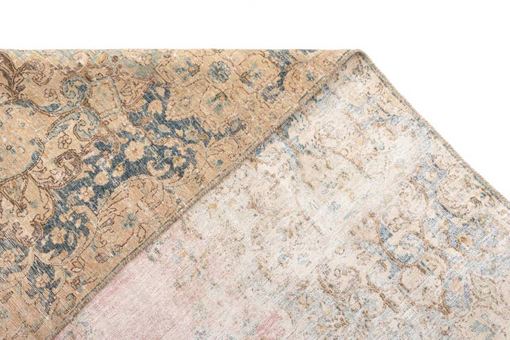 Detail image of 9' 4 x 13' 5 Vintage Royal Wool Rug