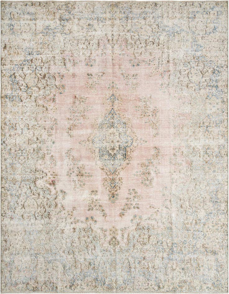 Detail image of 9' 4 x 13' 5 Vintage Royal Wool Rug