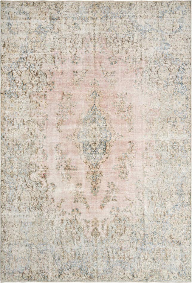 Detail image of 9' 4 x 13' 5 Vintage Royal Wool Rug