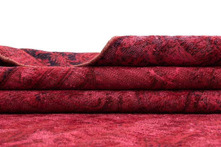 Detail image of 6' 8 x 10' 2 Vintage Royal Wool Rug