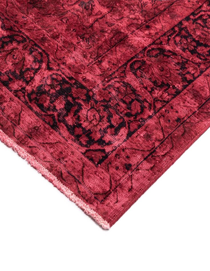 Detail image of 9' 6 x 12' 9 Vintage Royal Wool Rug