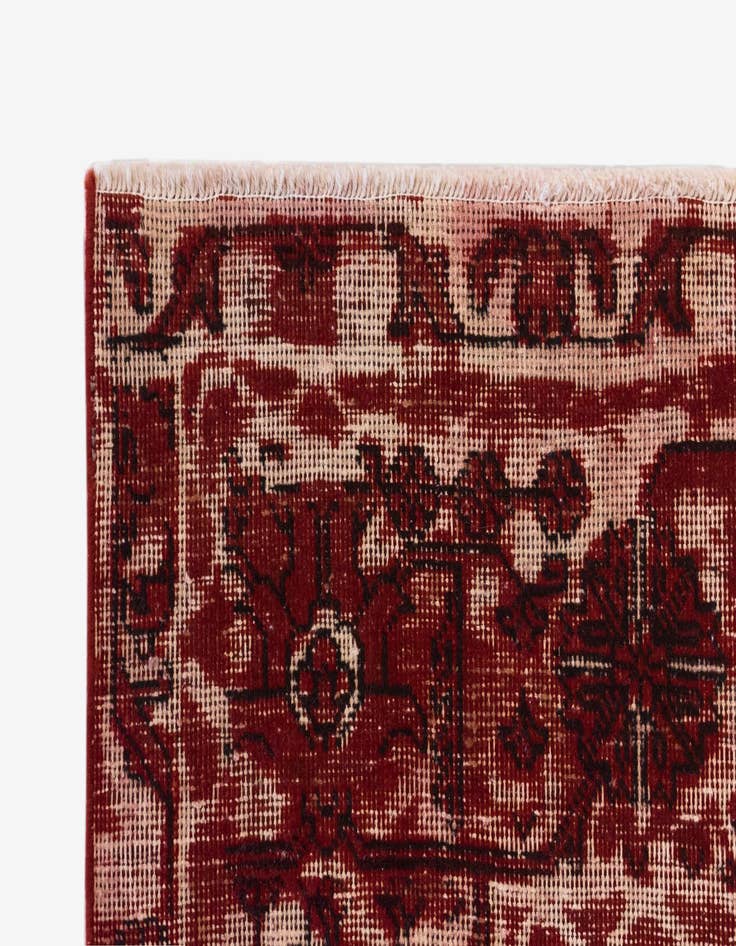 Detail image of 6' 4 x 9' 8 Vintage Royal Wool Rug