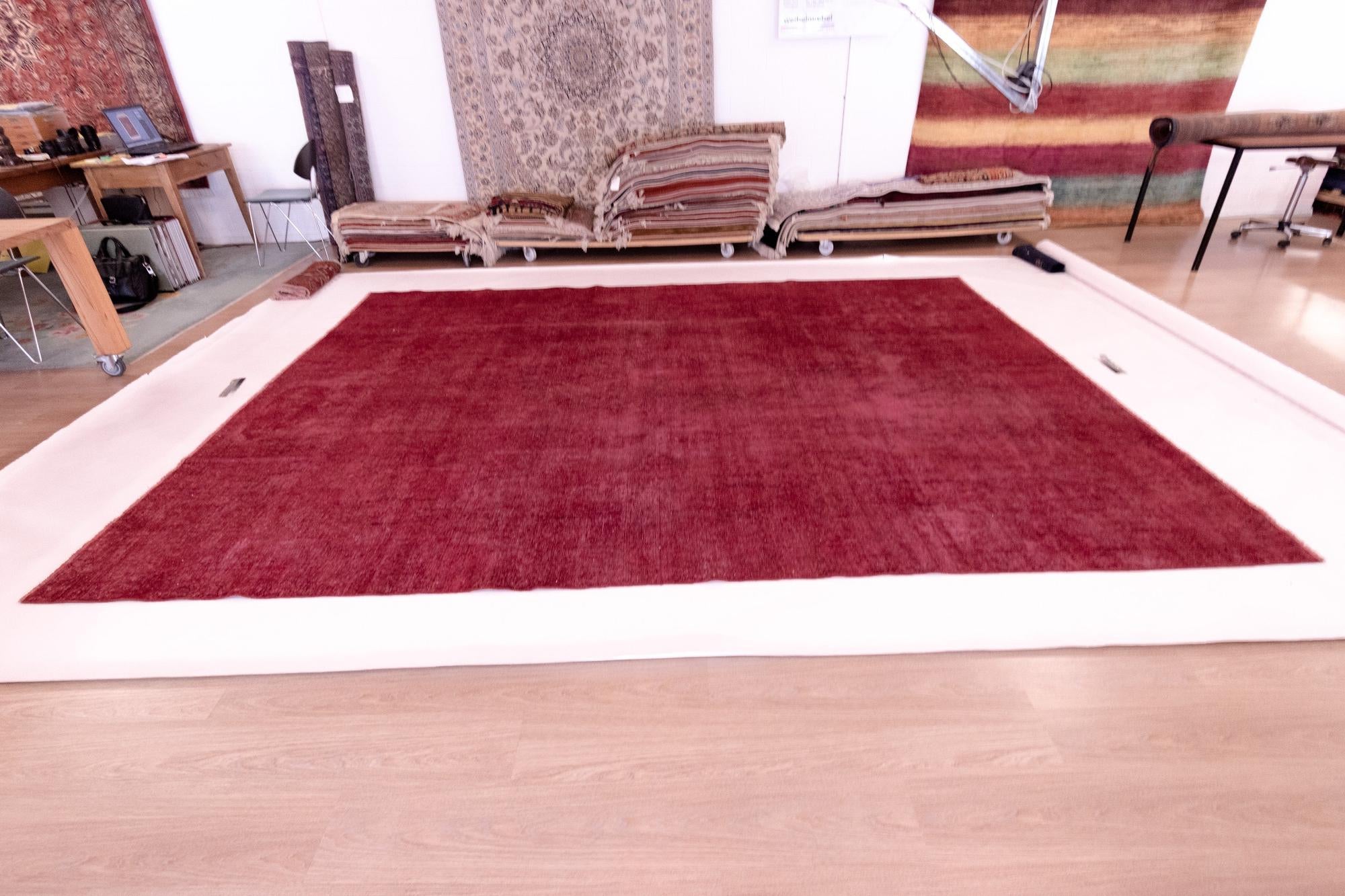 9' 3 x 12' 6 Vintage Royal Wool Rug
