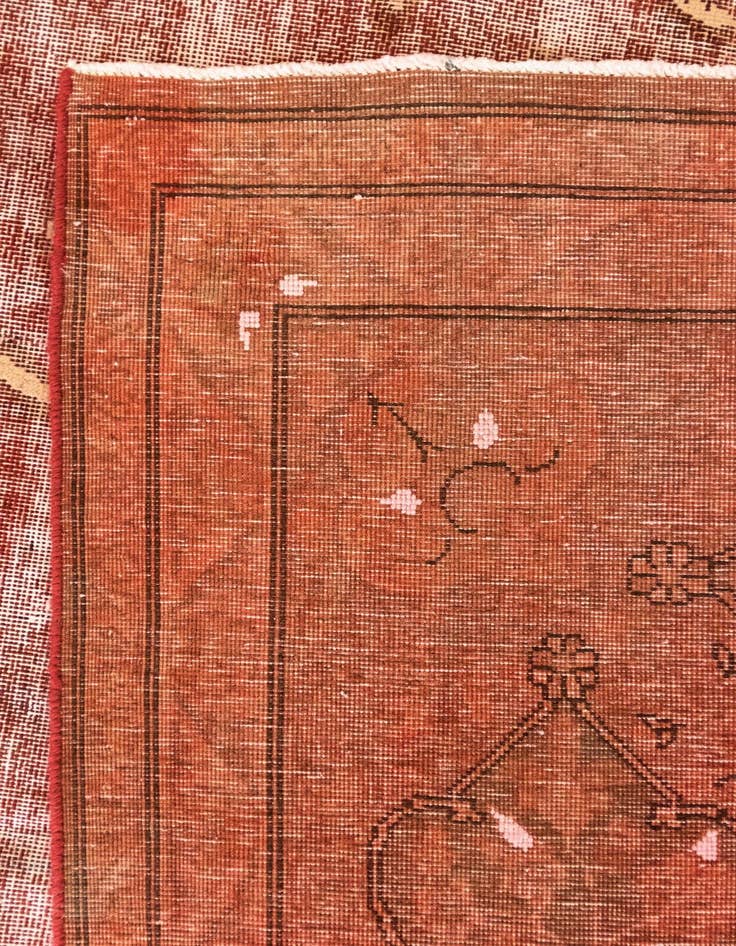 Detail image of 9' 11 x 13' Vintage Royal Wool Rug