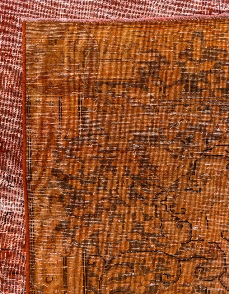 Detail image of 9' 11 x 12' 8 Vintage Royal Wool Rug