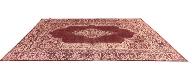 Detail image of 9' 6 x 12' 5 Vintage Royal Wool Rug