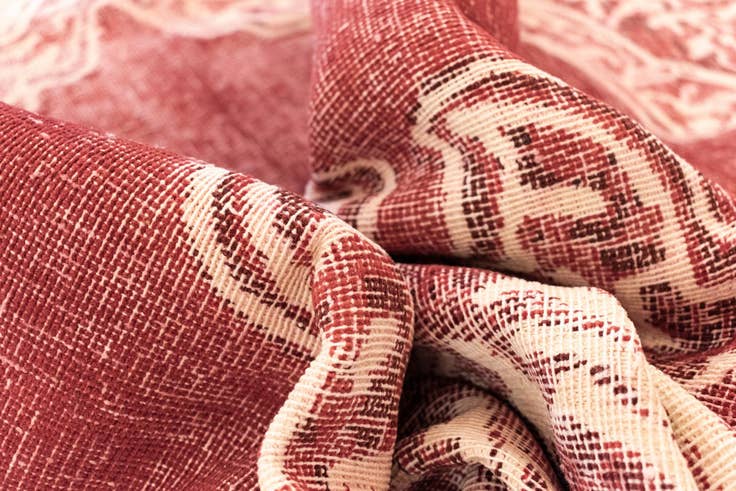 Detail image of 9' 6 x 12' 5 Vintage Royal Wool Rug