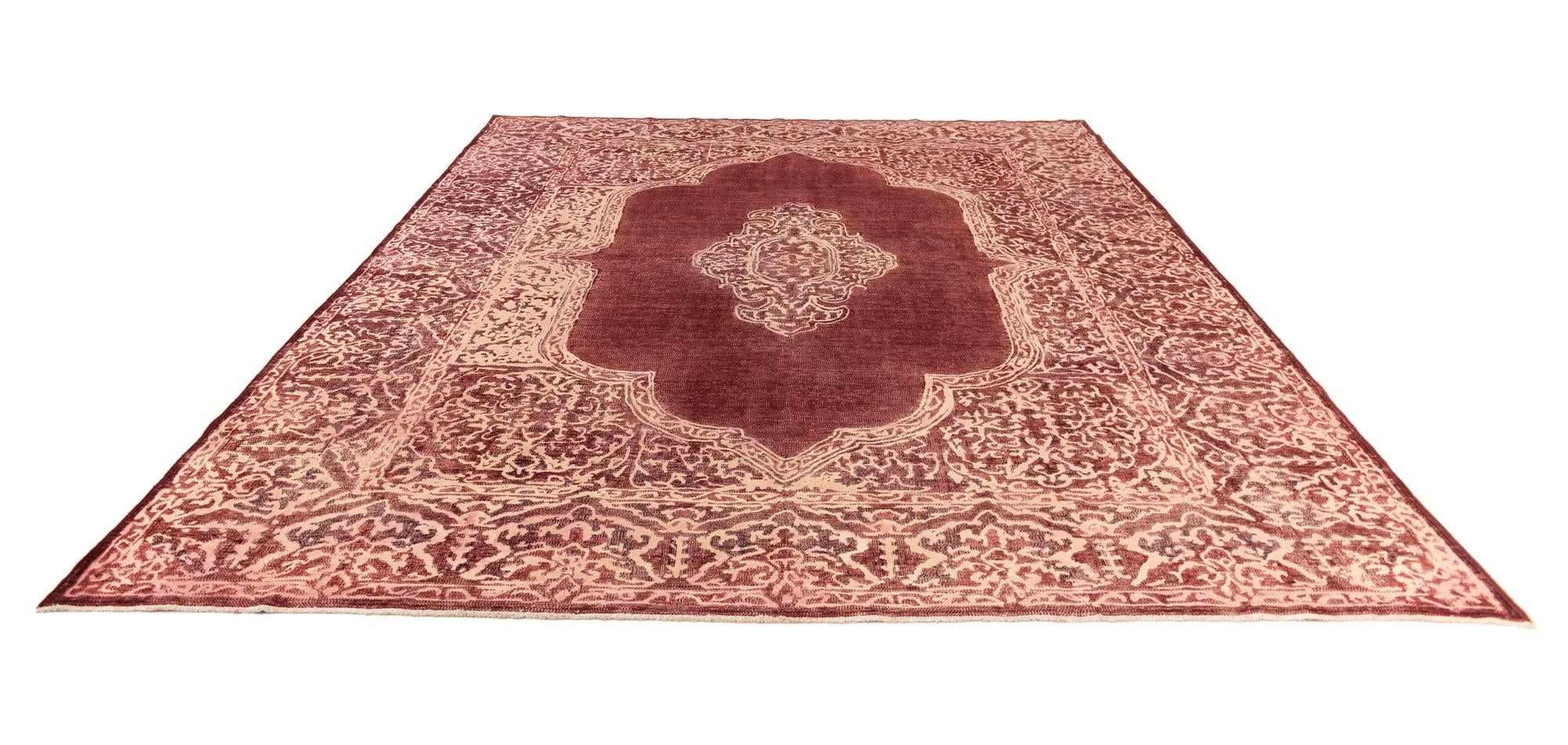 9' 6 x 12' 5 Vintage Royal Wool Rug