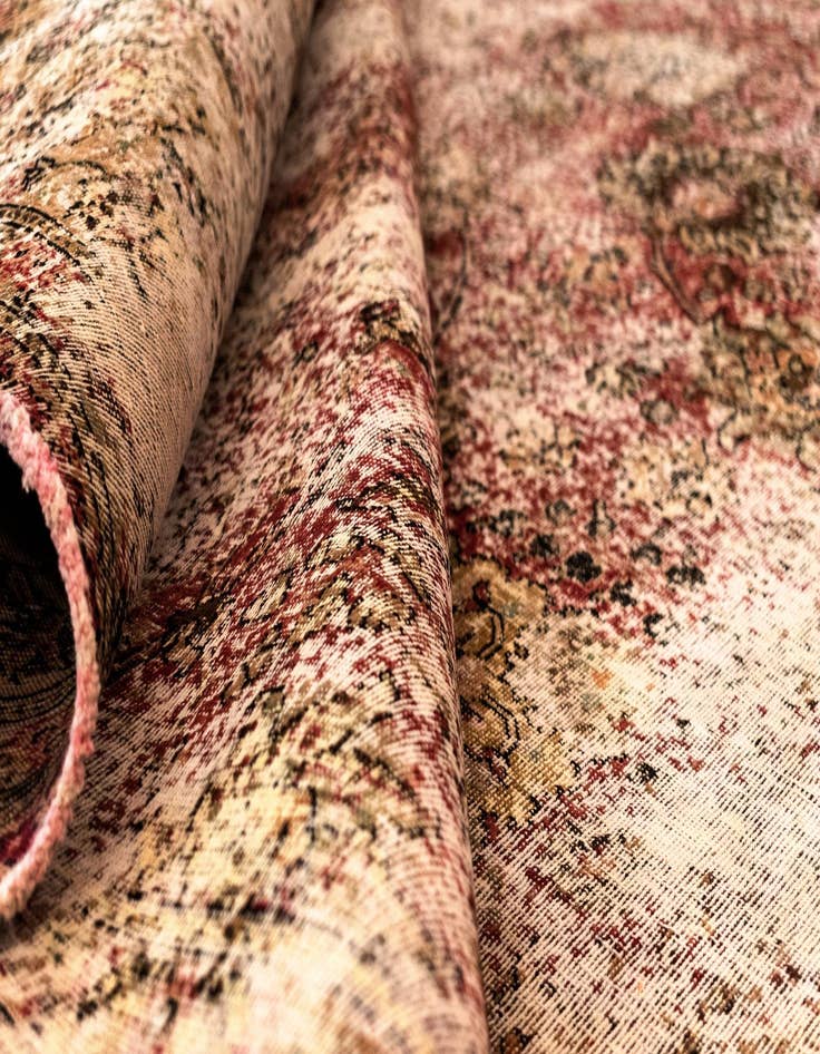 Detail image of 8' 1 x 10' 11 Vintage Royal Wool Rug