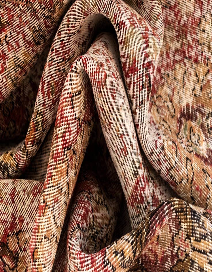 Detail image of 8' 1 x 10' 11 Vintage Royal Wool Rug