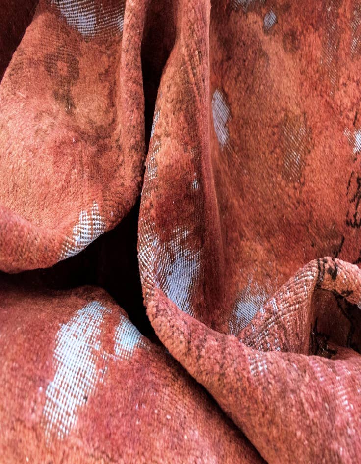 Detail image of 6' 4 x 9' 9 Vintage Royal Wool Rug