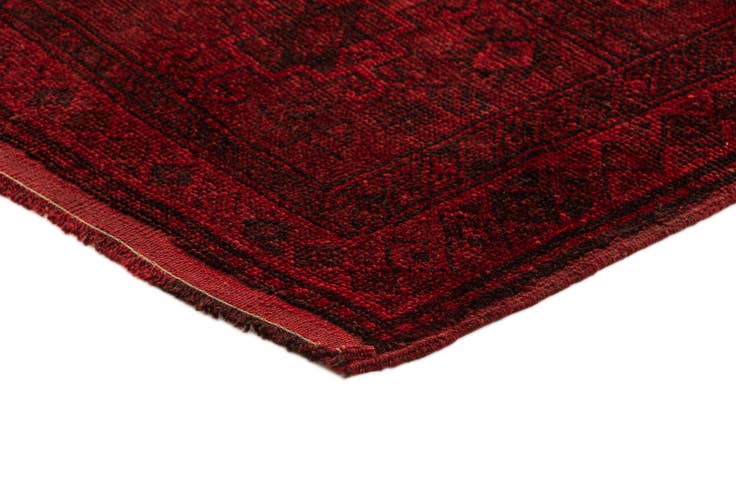 Detail image of 4' 2 x 5' 6 Vintage Rug