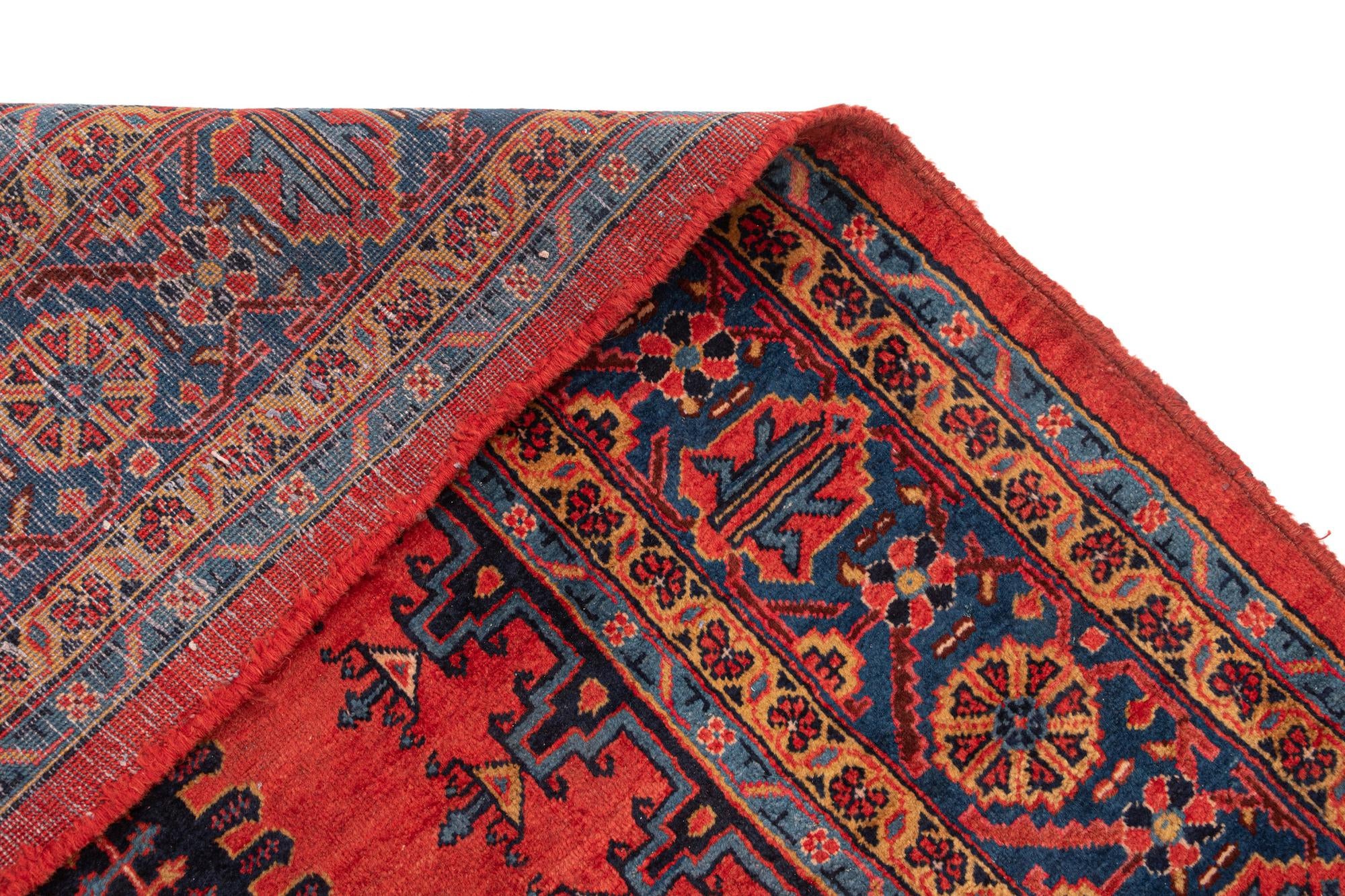 7' x 11' Viss Wool Rug