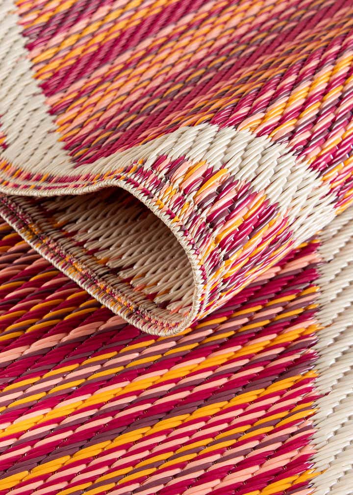 4' x 6' Easy-Clean Vista Breeze Indoor / Outdoor Rug
