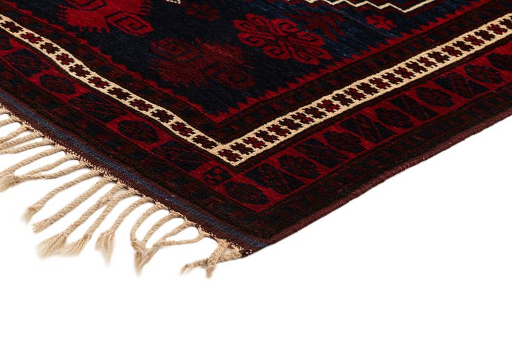 Detail image of 3' 1 x 5' 4 Yagcibedir Rug
