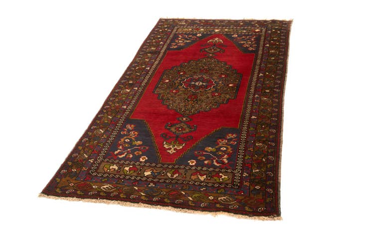 Detail image of 3' 7 x 6' 11 Yahyali Rug